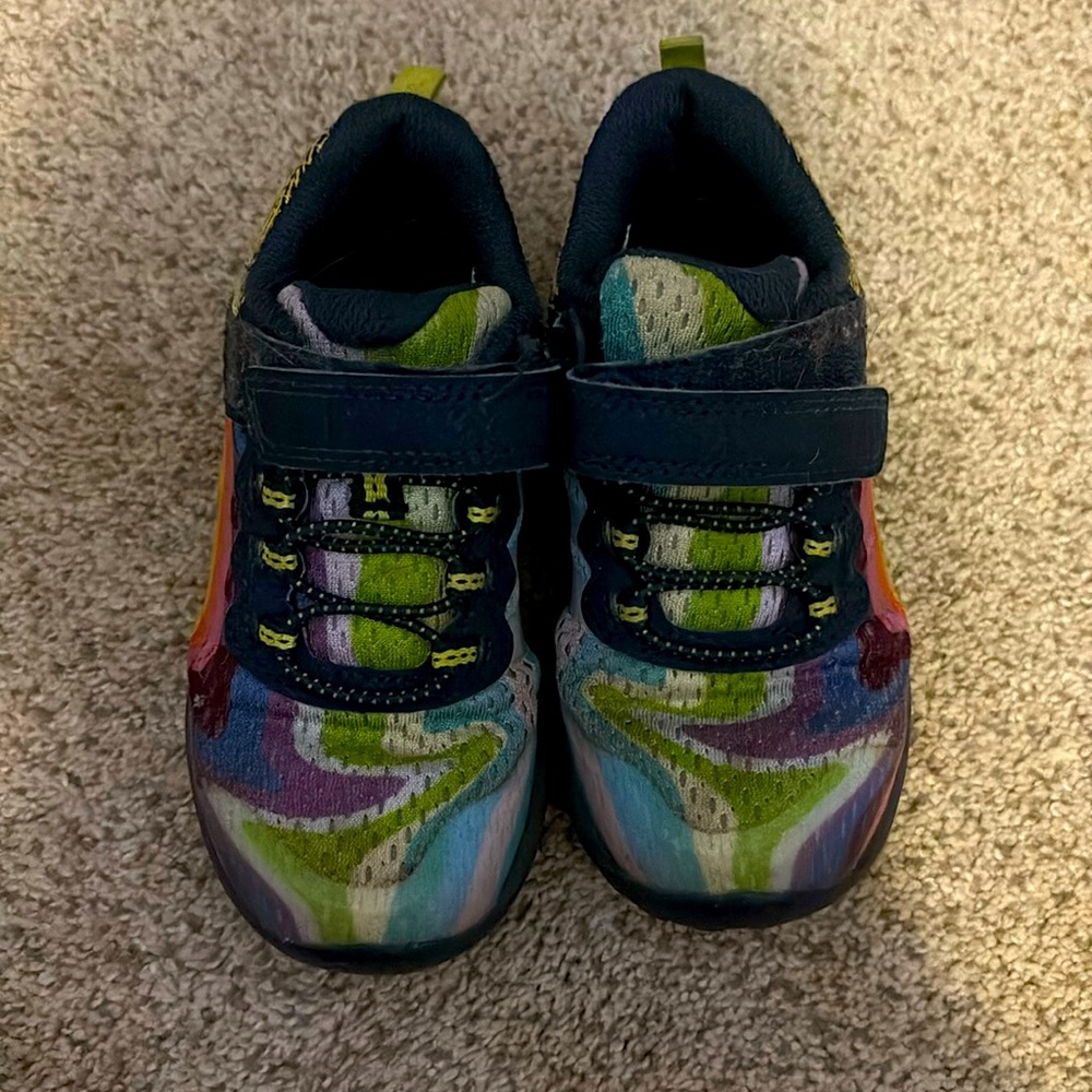 Merrell Kid's Nova 3 Sneaker Rainbow Mountains size 11M